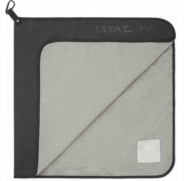 Titleist StaDry Performance golf towel, black