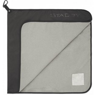 Titleist StaDry Performance golf towel, black