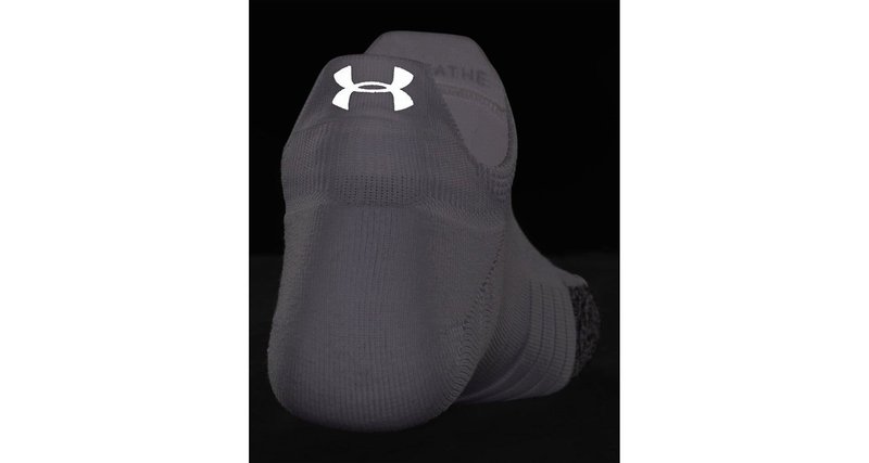 Under Armour Breathe 2 No Show Tab women's socks, white