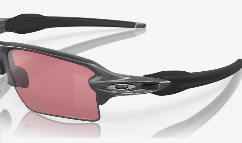 Oakley FLAK 2.0 XL unisex sunglasses, Prizm Dark Golf lenses/ Steel Frame
