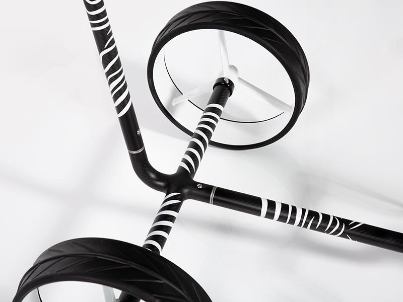 JuCad Carbon Zebra manual trolley, white/black matt finish in 3K design + carry bag JTT