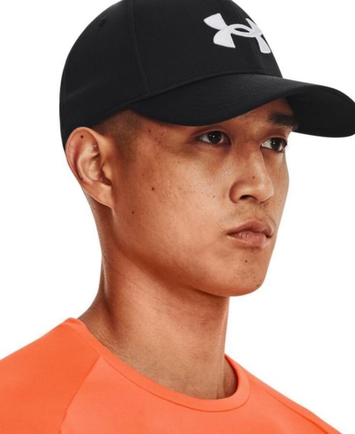 Under Armour Blitzing men's cap, black/white