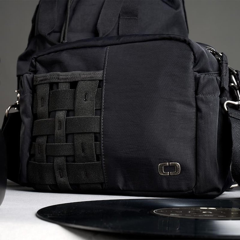 Ogio Rise Crossbody bag, black