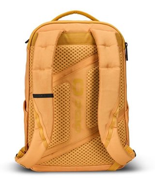Ogio Pace Pro 20L bag, saffron