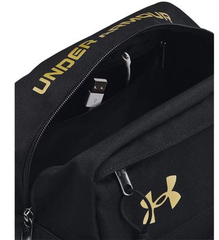 Under Armour Contain Travel Kit bag, black