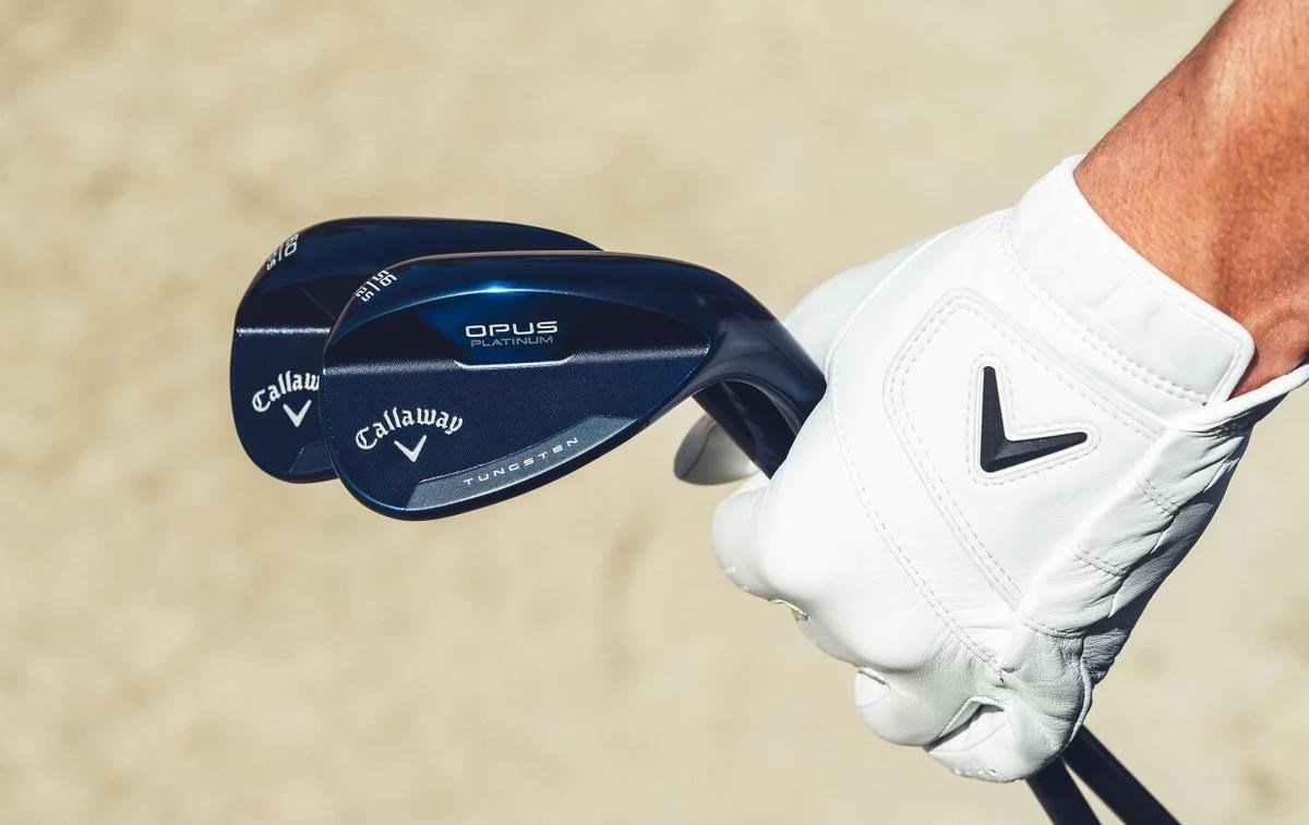 Callaway Opus Platinum Blue men's wedge, graphite