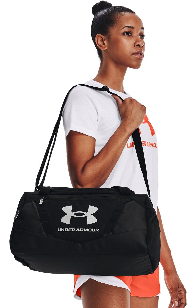 Under Armour Undeniable 5.0 XS Duffle bag, black/metallic silver