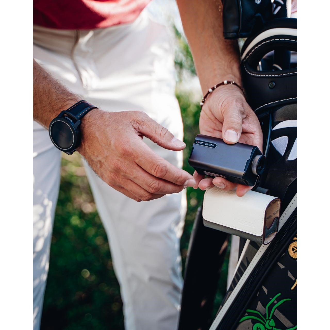Golf Buddy aim QUANTUM laser rangefinder