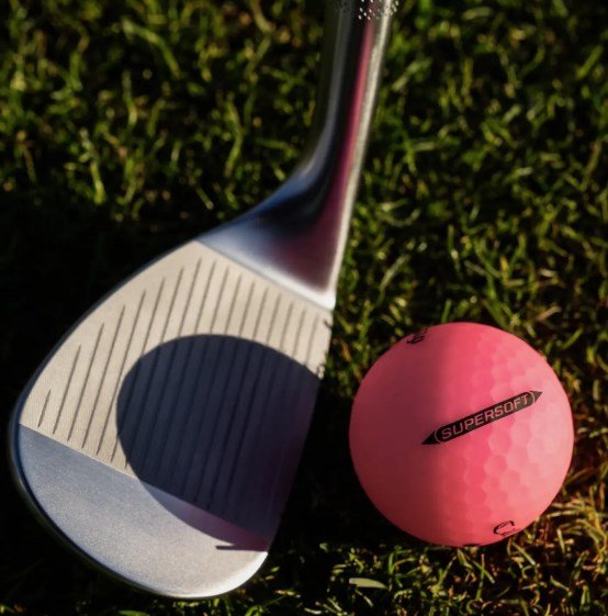 Callaway Supersoft Matte golf balls, pink