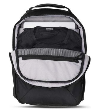 Ogio Axle DNA 20L bag, black