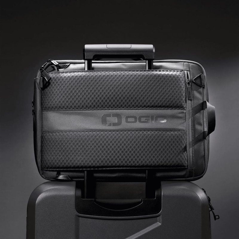 Ogio Ogio Pace Pro Brief 10L Pack bag, grey pinstripe