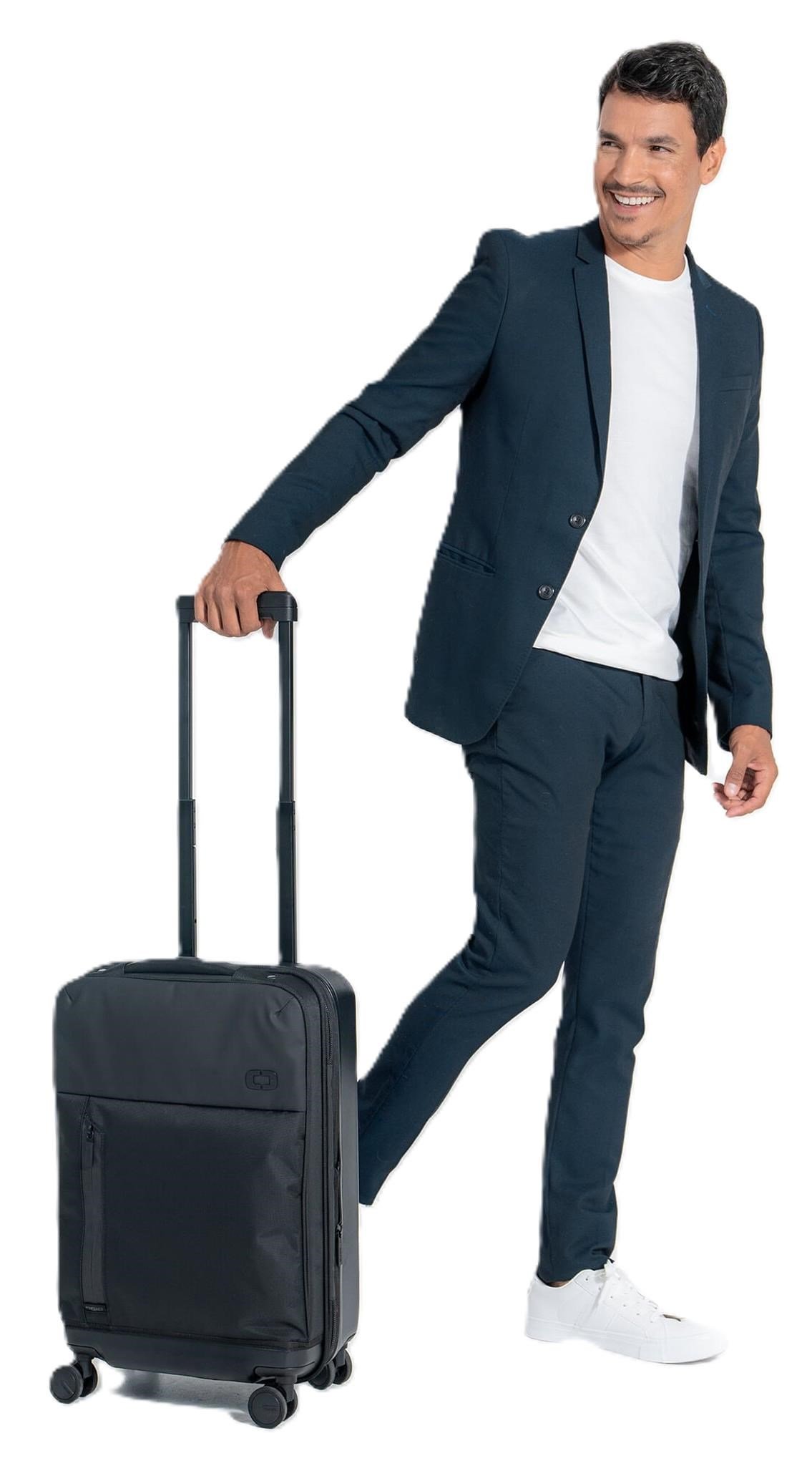Ogio Pace Pro Hybrid Carry-on 34-36L bag, black