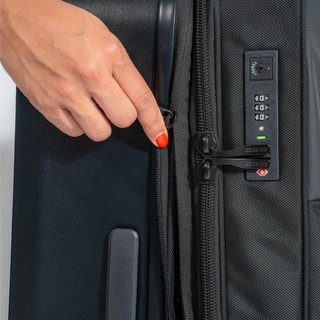 Ogio Pace Pro Hybrid Carry-on 34-36L bag, black