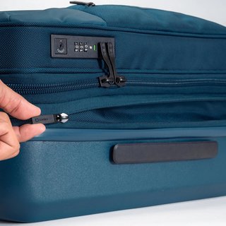 Ogio Pace Pro Hybrid Carry-on 34-36L bag, grey pinstripe