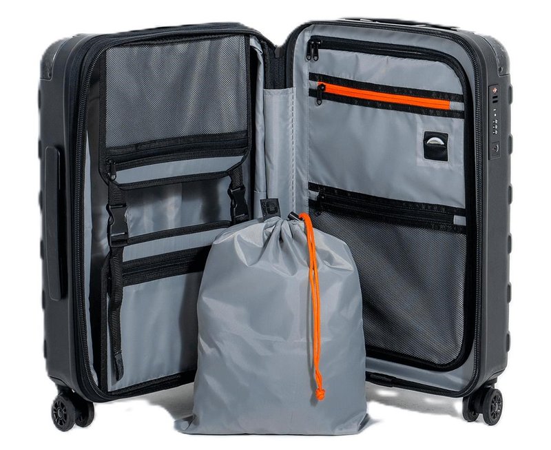 Ogio Renegade Vault Carry-On 35-40L bag, black