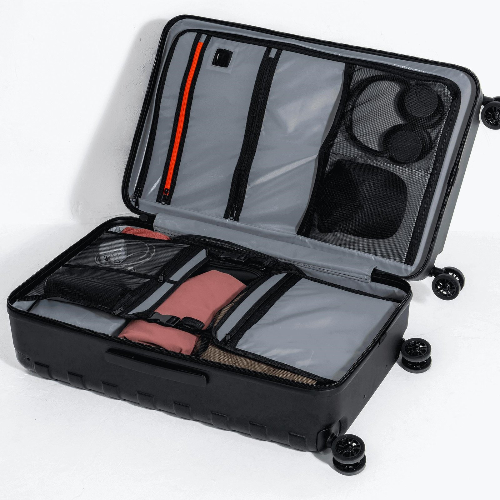 Ogio Renegade Vault Checked Luggage 95L bag, black