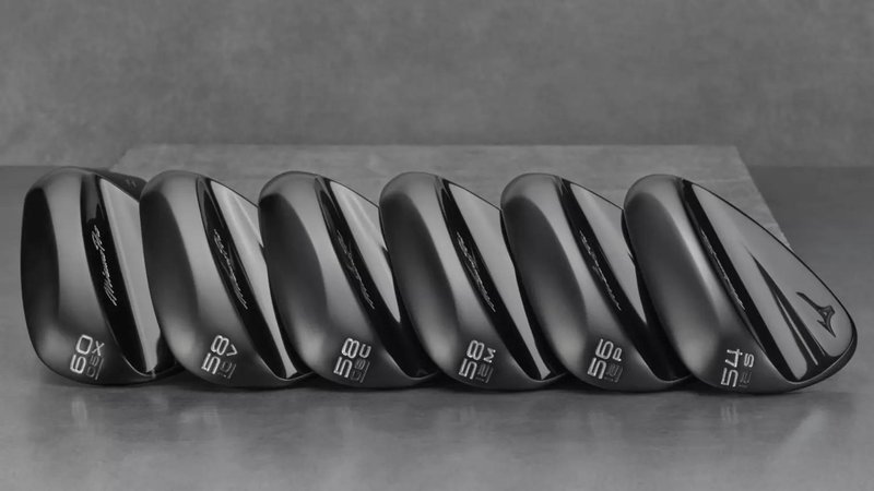 Mizuno Pro T-1 Black Ion wedge, steel