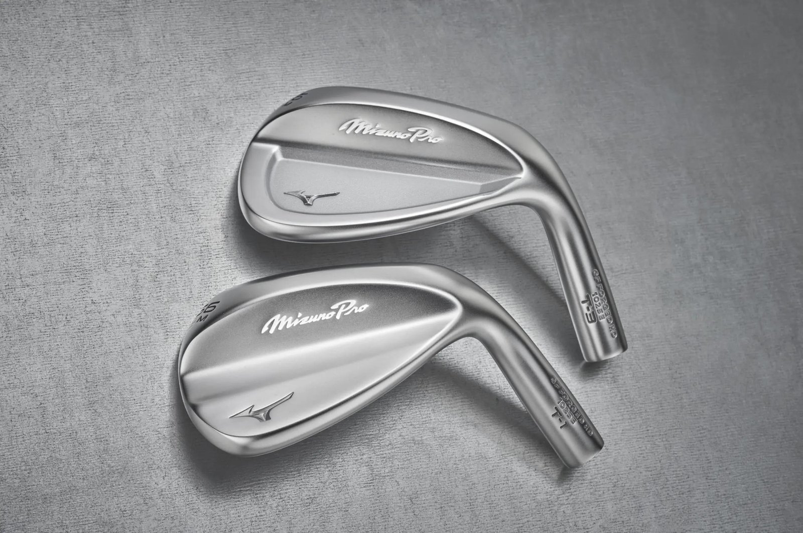 Mizuno Pro T-3 Soft White Satin wedge, steel