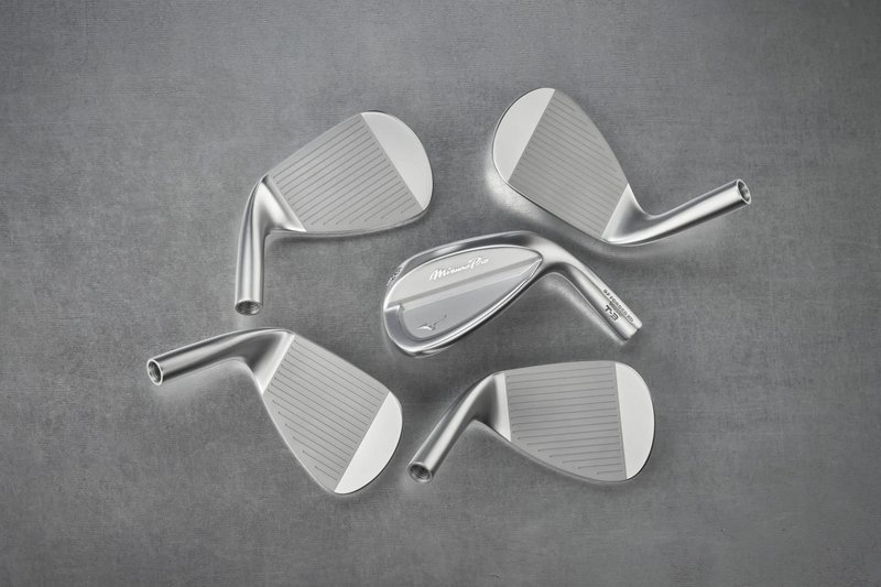 Mizuno Pro T-3 Soft White Satin wedge, steel