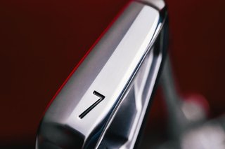 Srixon ZXi7 men's irons, steel