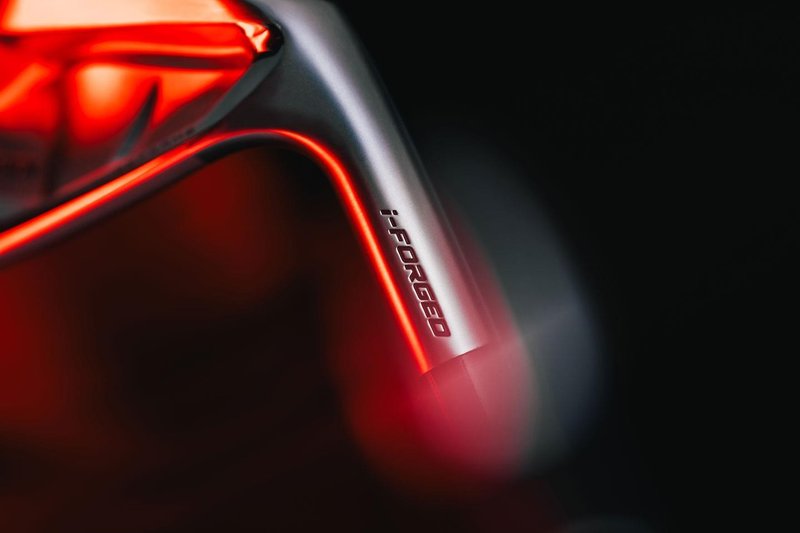 Srixon ZXi7 men's irons, steel