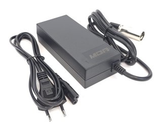 Davies Caddy Lithium Charger, black