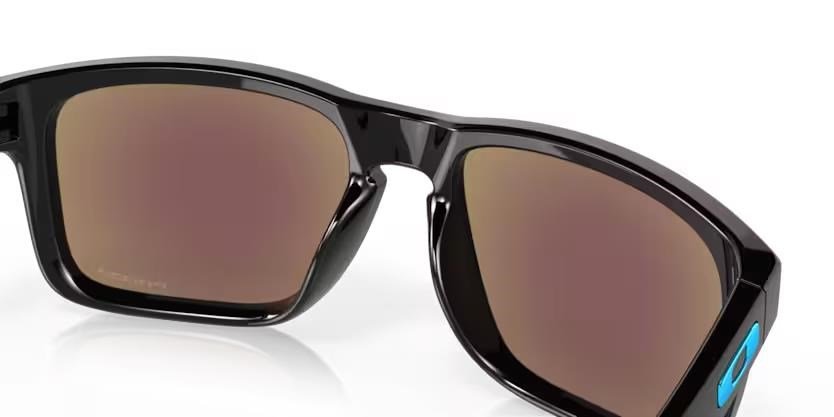 Oakley Holbrook Prizm Saphire lenses sunglasses, Polished Black frame