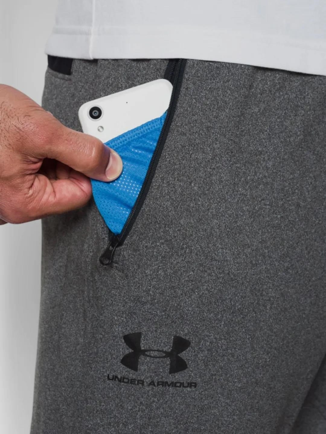 Under Armour Sportstyle Jogger men's sweatpants, carbon heather