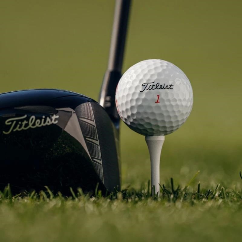 Titleist TruFeel golf balls 2026 (12 balls)