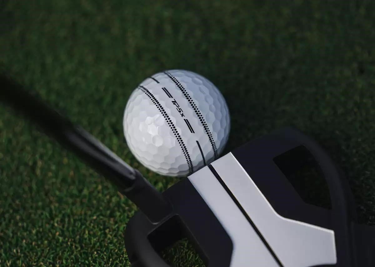 TaylorMade TP5x Stripe golf balls 2026