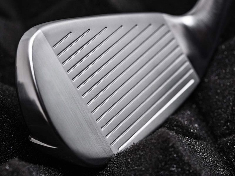 TaylorMade Qi Max HL men's irons, graphite