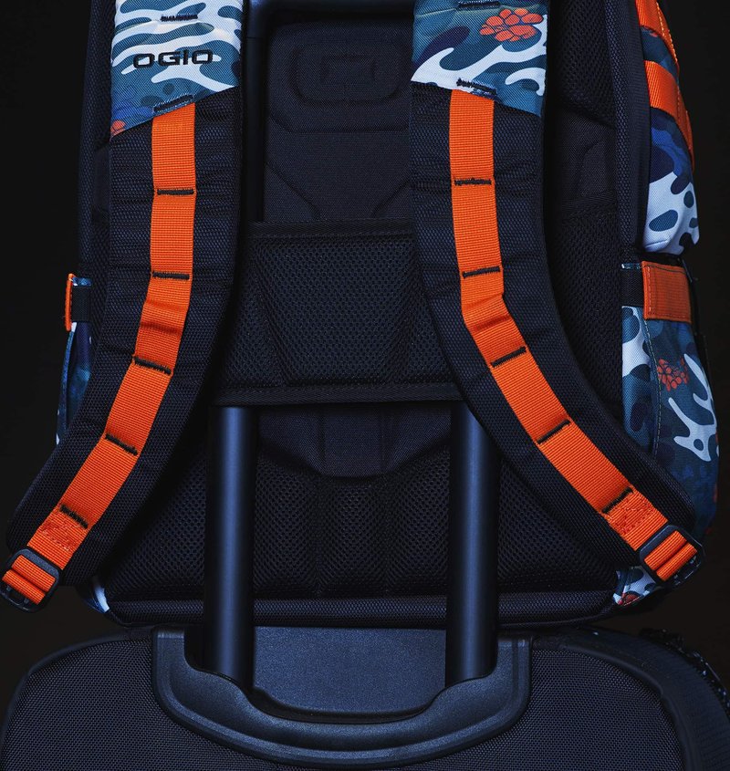 Ogio Renegade DNA 27L backpack, Dune