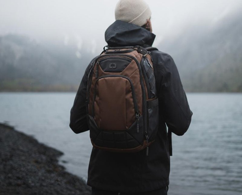 Ogio Renegade DNA 27L backpack, Dune
