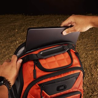 Ogio Renegade DNA 27L backpack, greenwood