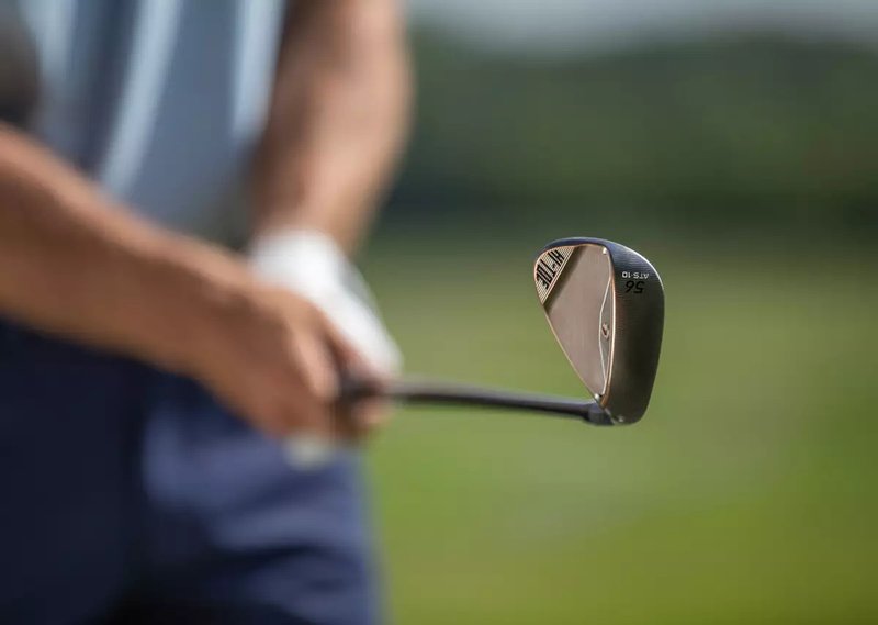 TaylorMade Hi-Toe 5 Aged Copper men's wedge, steel