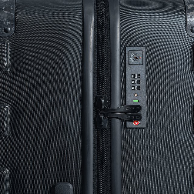 Ogio Renegade Vault Checked Luggage 95L cestovní kufr, bílý