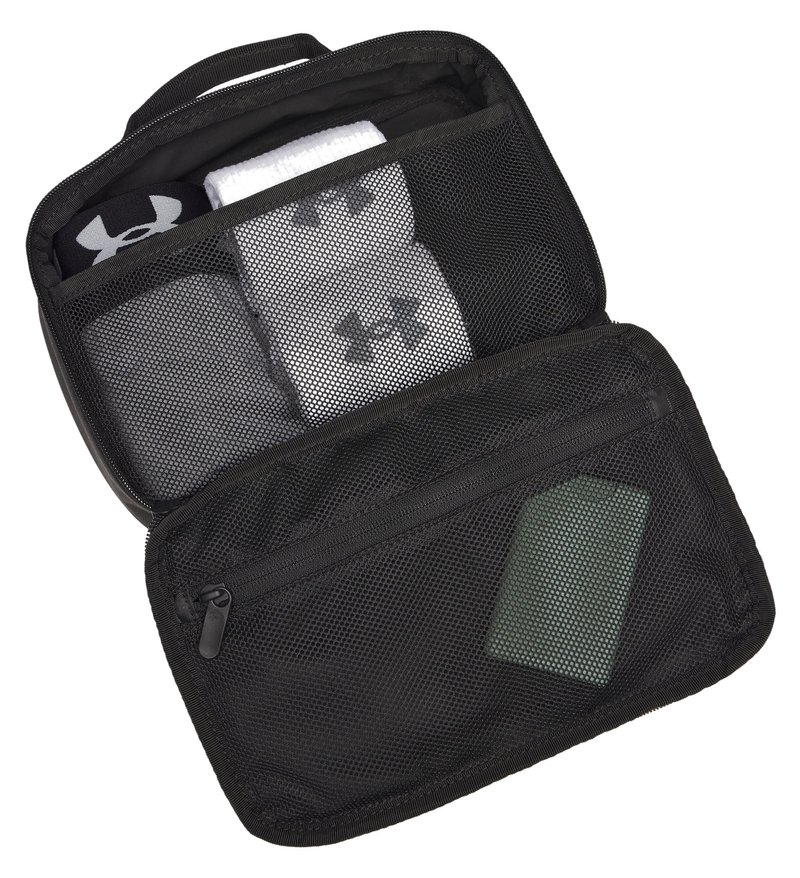 Under Armour Hustle Travel Kit, black