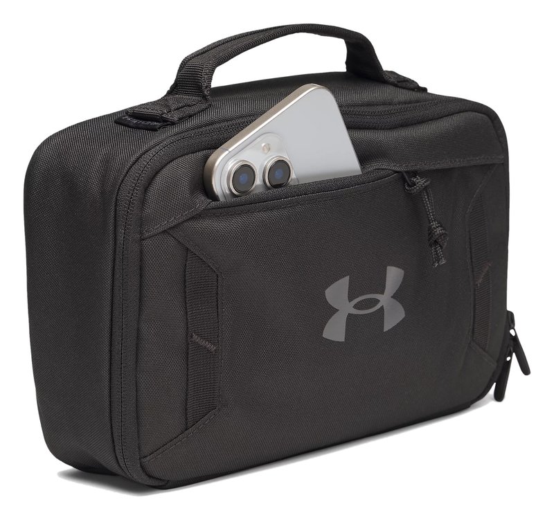 Under Armour Hustle Travel Kit, black
