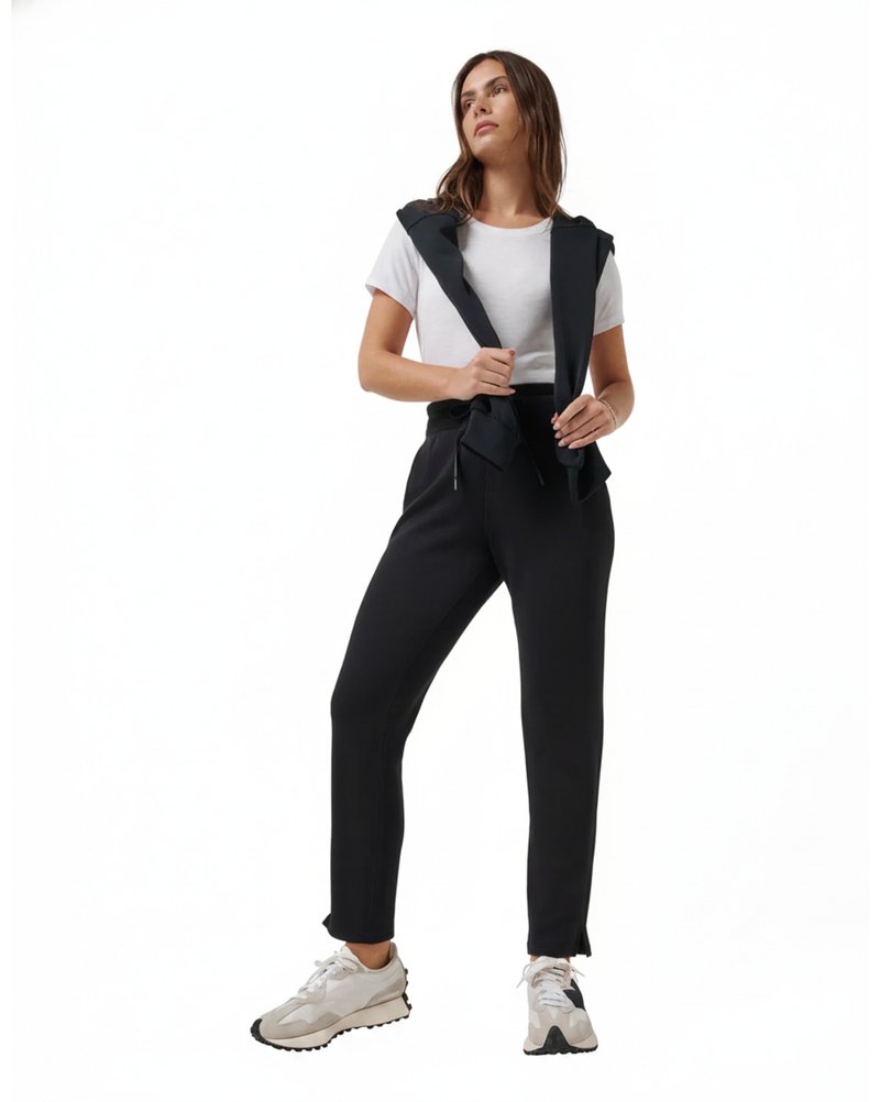 Travis Mathew Skyloft Soft Ankle ladies pants, black