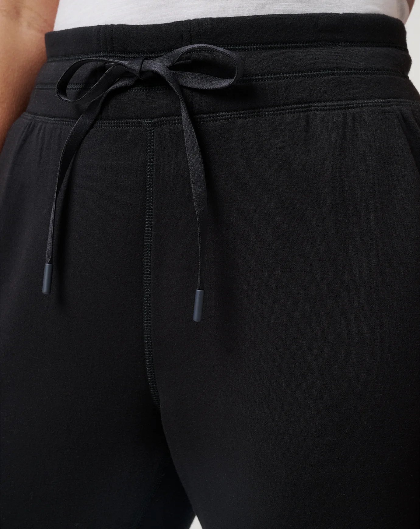 Travis Mathew Skyloft Soft Ankle ladies pants, black