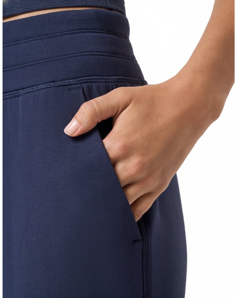 Travis Mathew Skyloft Soft Ankle ladies pants, navy blazer