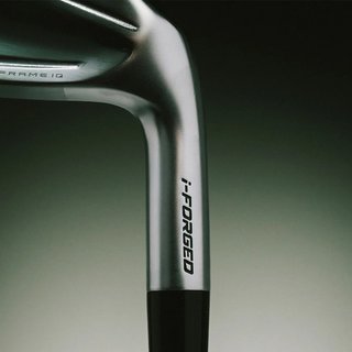Srixon ZXi5+ men's irons, graphite