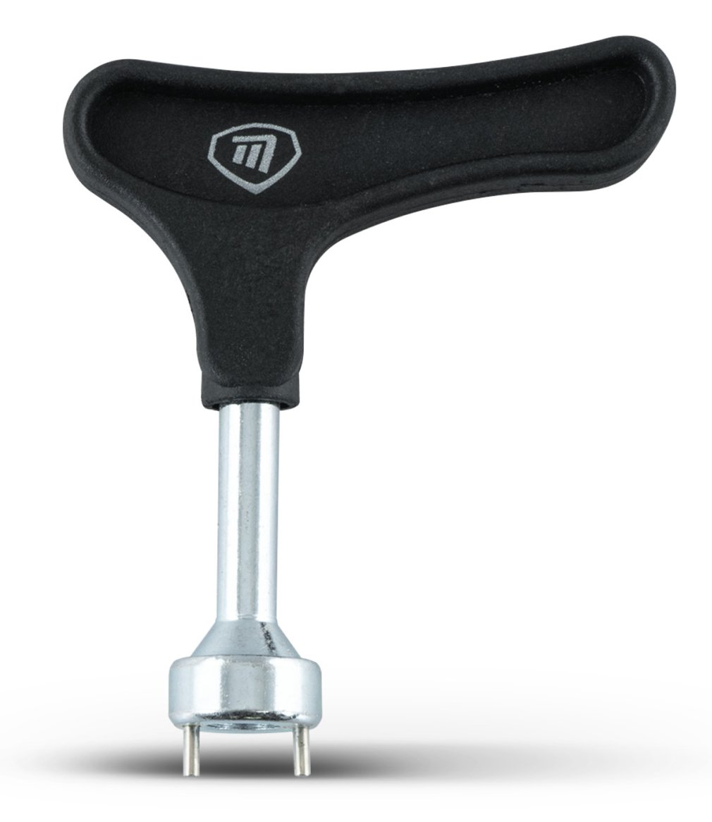Masters Deluxe Pro Wrench shoe accessory