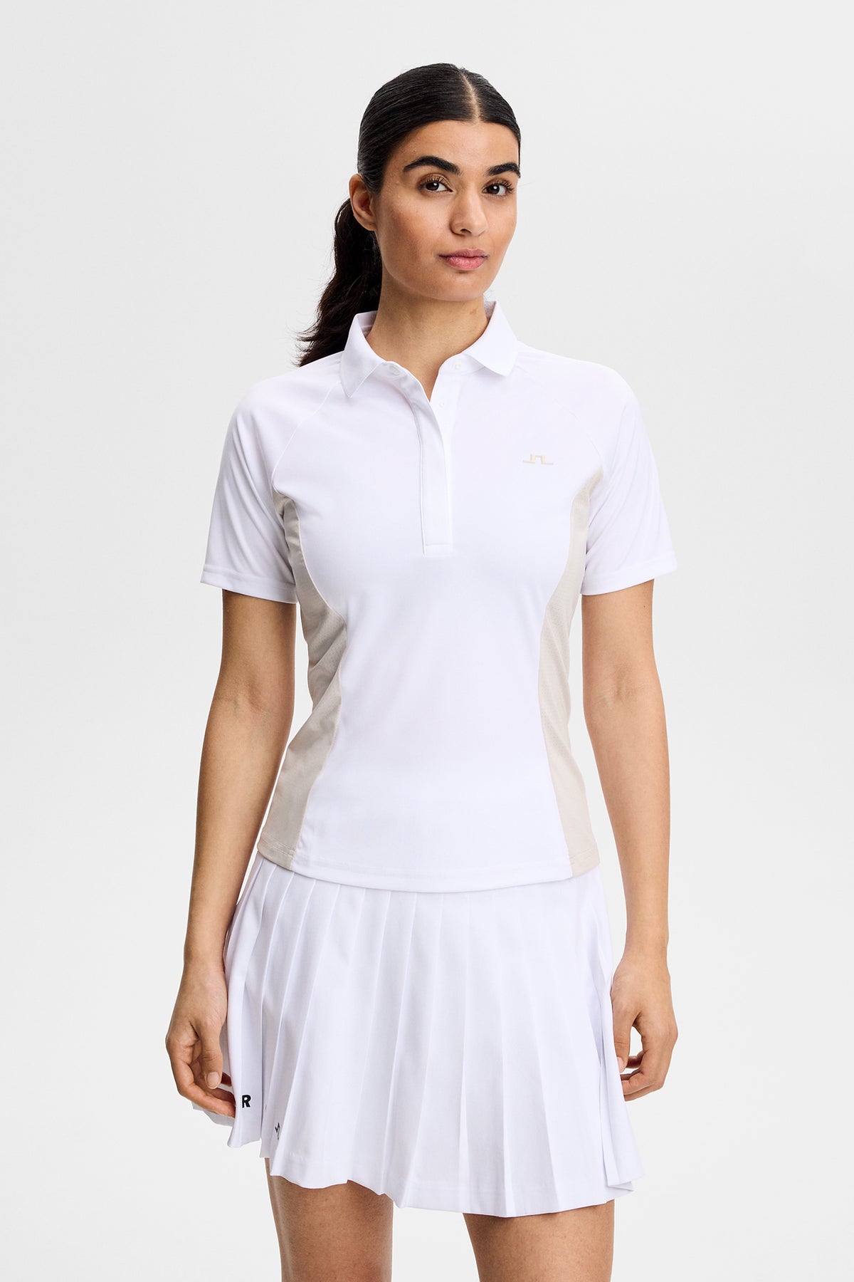 J.Lindeberg Isador Polo White - front view on course