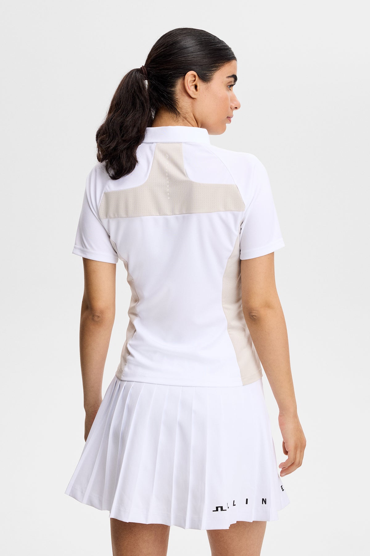 J.Lindeberg Isador Polo White - back contrast panel detail