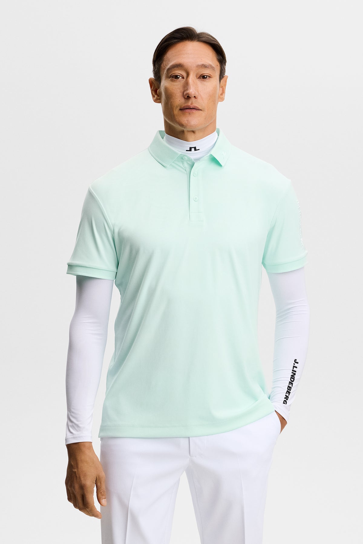 J.Lindeberg Tour Tech Polo Bay – on-course performance view