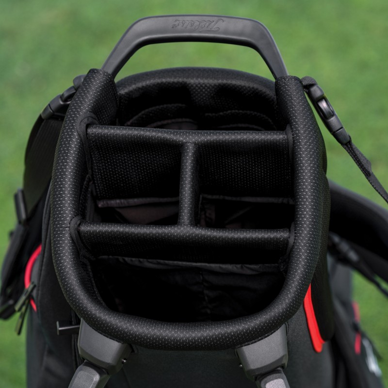 New 4-way top cuff for easier club access on the Titleist Players S4 Stand Bag