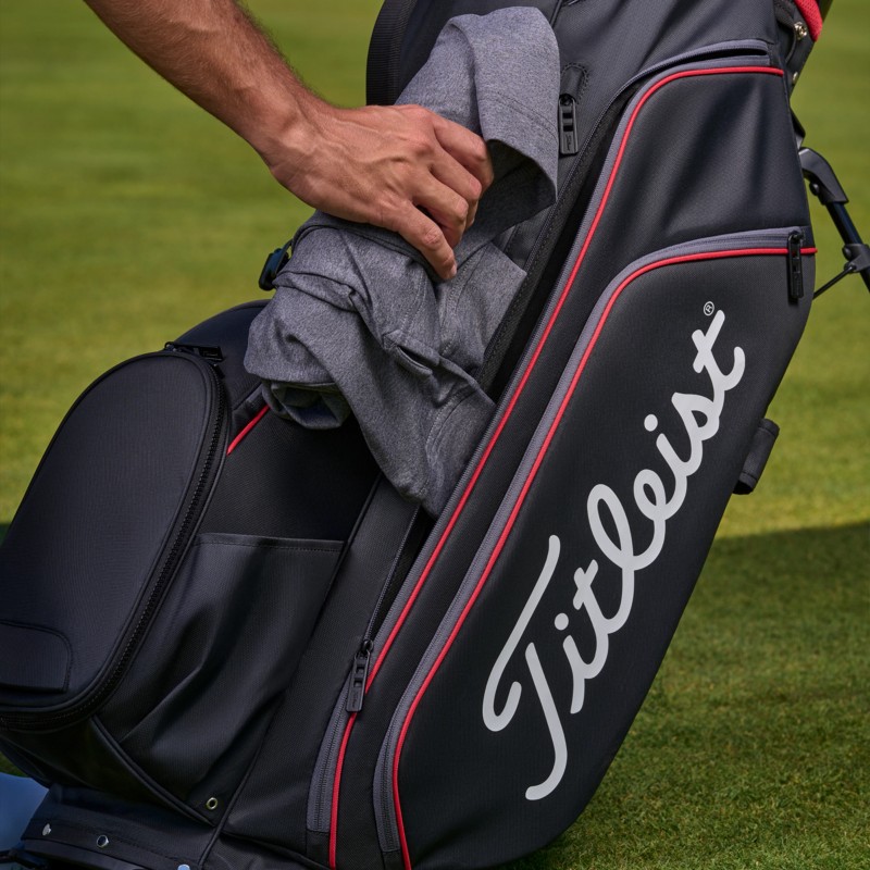 Titleist Hybrid 14 StaDry improved storage and pocket accessibility