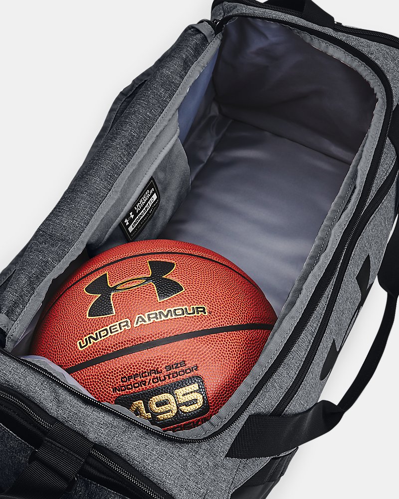 Internal slip pockets inside Undeniable 5.0 Small Duffle Bag