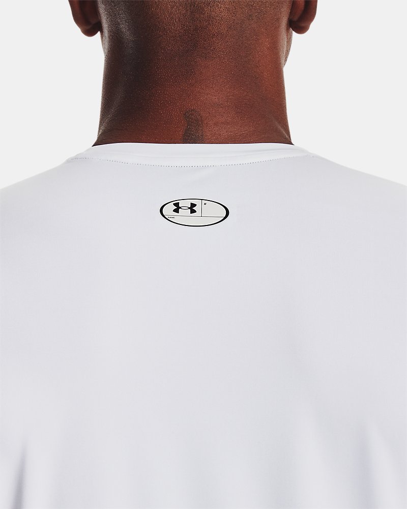 Under Armour HeatGear Fitted Short Sleeve – back mesh ventilation detail